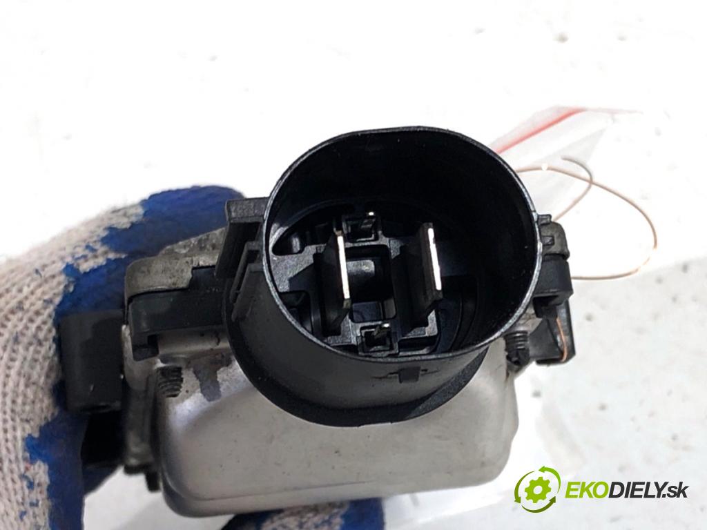 FORD FOCUS III liftback 2017 77 kW 1.6 Ti 1596 modul ventilátoru 1137328567