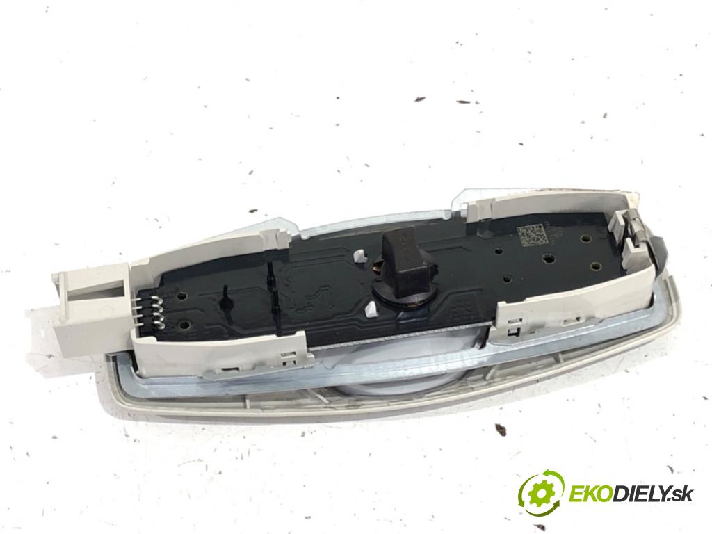 FORD FOCUS III liftback 2017 77 kW 1.6 Ti 1596 světlo stropní BM51-13776-EE