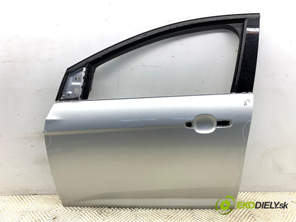 FORD FOCUS III liftback 2017 77 kW 1.6 Ti 1596 dveře levý přední část 