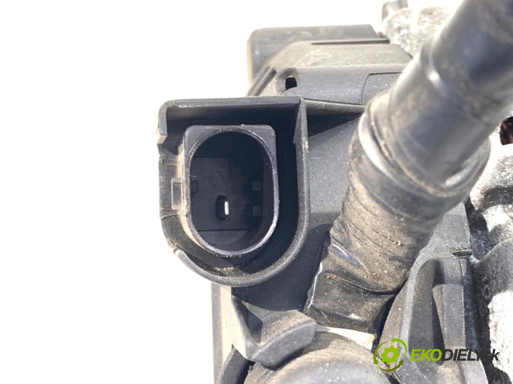 FORD FOCUS III liftback 2017 77 kW 1.6 Ti 1596 Alternátor AV6N-10300-HA (Alternátor)