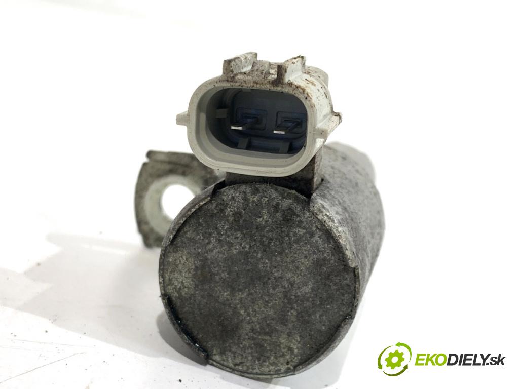 FORD FOCUS III liftback 2017 77 kW 1.6 Ti 1596 Snímač variabilný fázy CN1G-6L713-AD (Snímač)