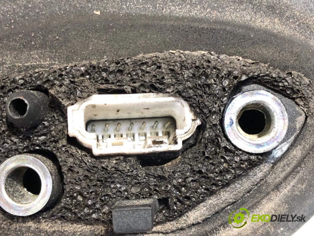 FIAT GRANDE PUNTO liftback 2009 57 kW 1.4 (199AXB11, 199AXB1A, 199BXB1A, 199AXL1A) 1368 zpětné zrcátko pravý