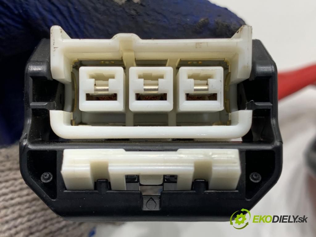 TOYOTA AVENSIS T27 Kombi 2014 91 kW 2.0 D-4D (ADT270_) 1998 pumpa servočerpadlo 45250-05560 (Servočerpadlo)