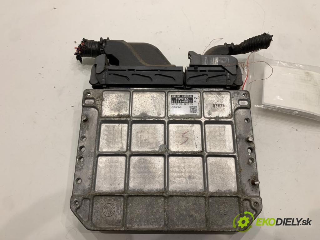 TOYOTA AVENSIS T27 Kombi 2014 91 kW 2.0 D-4D (ADT270_) 1998 riadiaca jednotka Motor 89661-05F21 (Riadiaca jednotka)