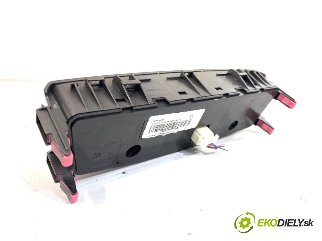 TOYOTA AVENSIS T27 Kombi 2014 91 kW 2.0 D-4D (ADT270_) 1998 Panel ovládania kúrenia 55900-05361 (Prepínacie páčky pod volantom)