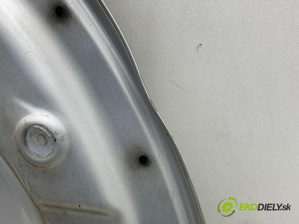 TOYOTA AVENSIS T27 Kombi 2014 91 kW 2.0 D-4D (ADT270_) 1998 kapota 1F7 (Kapota)