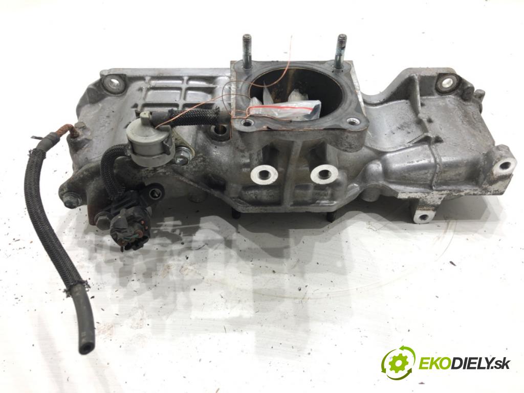 TOYOTA AVENSIS T27 Kombi 2014 91 kW 2.0 D-4D (ADT270_) 1998 Potrubie sacie, sanie  (Sacie potrubie)