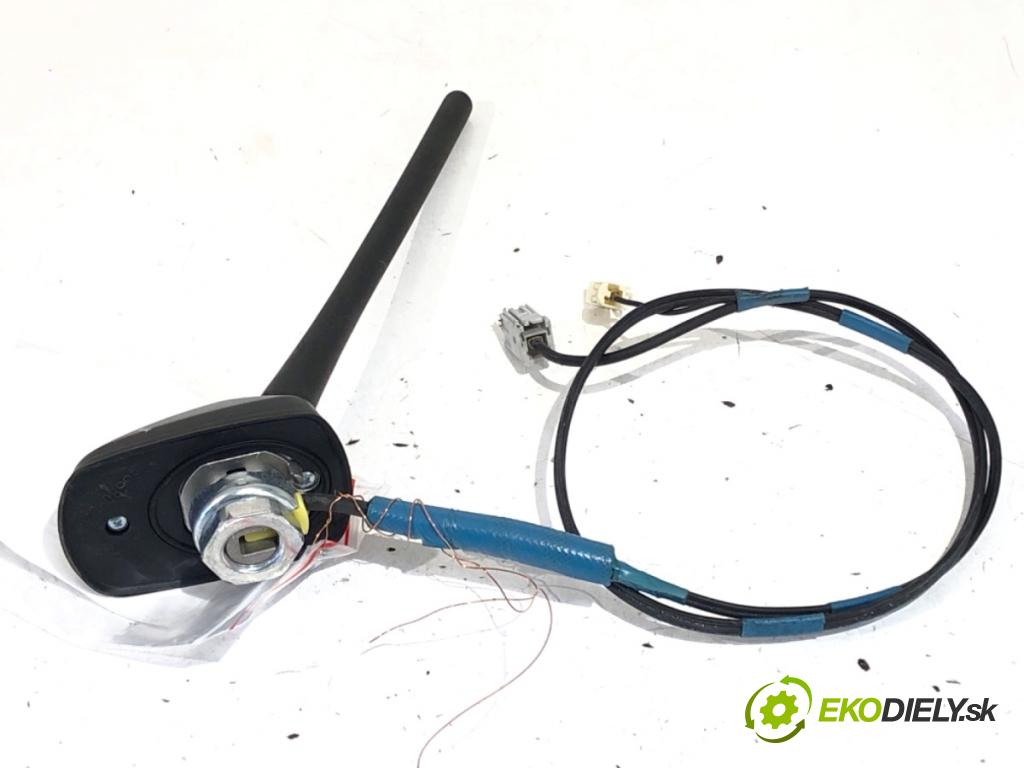TOYOTA AVENSIS T27 Kombi 2014 91 kW 2.0 D-4D (ADT270_) 1998 ANTENA V3-08998C