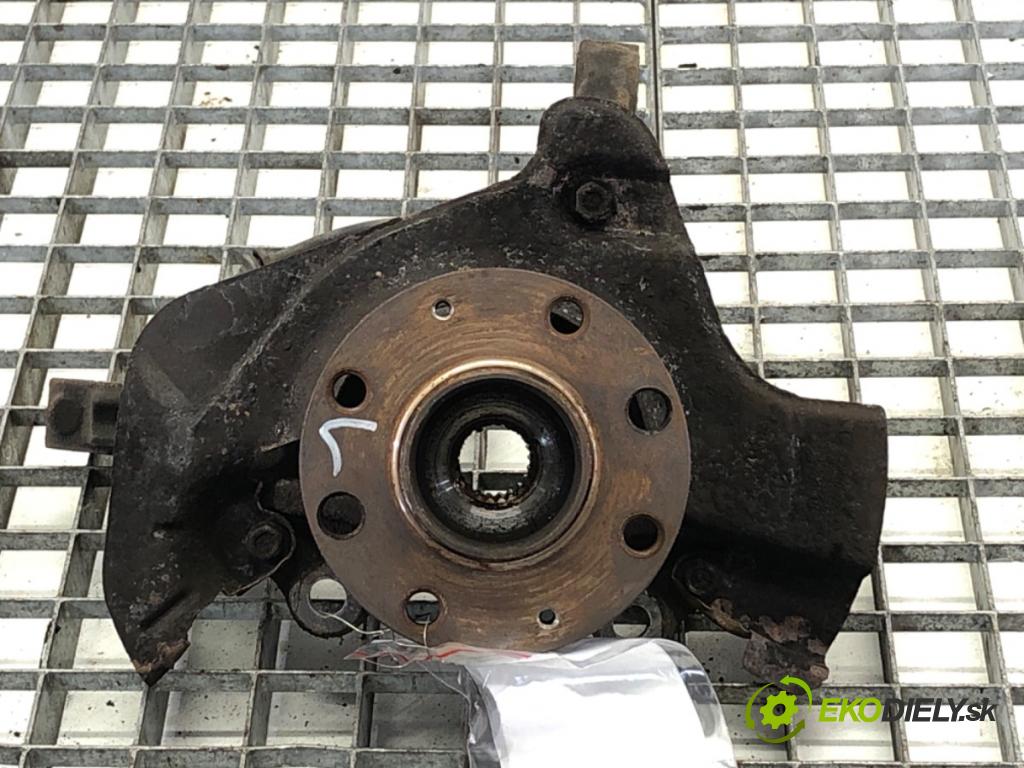 OPEL CORSA D liftback 2009 59 kW 1.2 (L08, L68) 1229 náboj levý přední část 