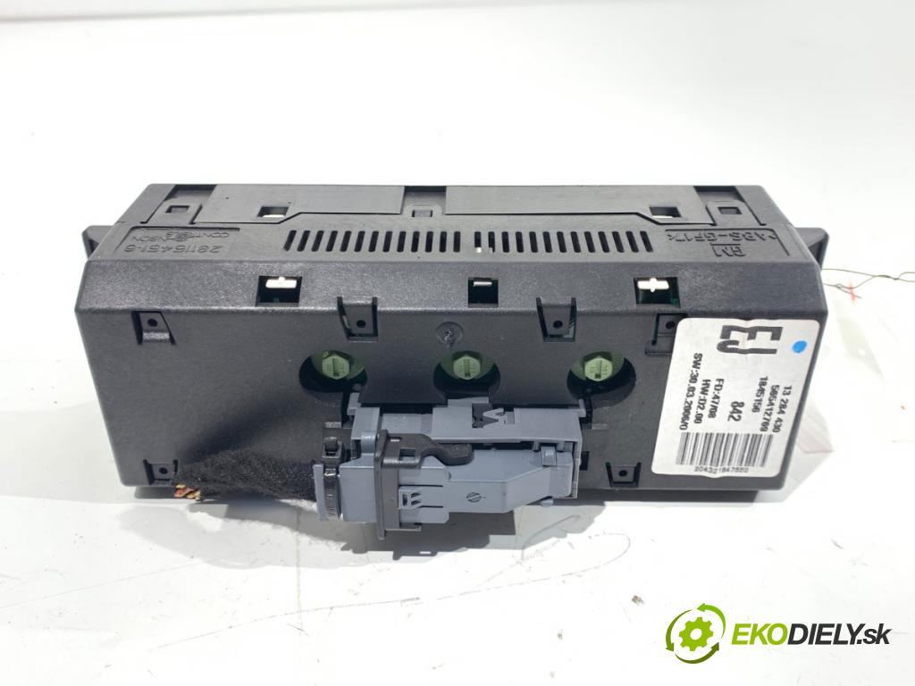 OPEL CORSA D liftback 2009 59 kW 1.2 (L08, L68) 1229 Dislpej 13284430 (Prístrojová doska)