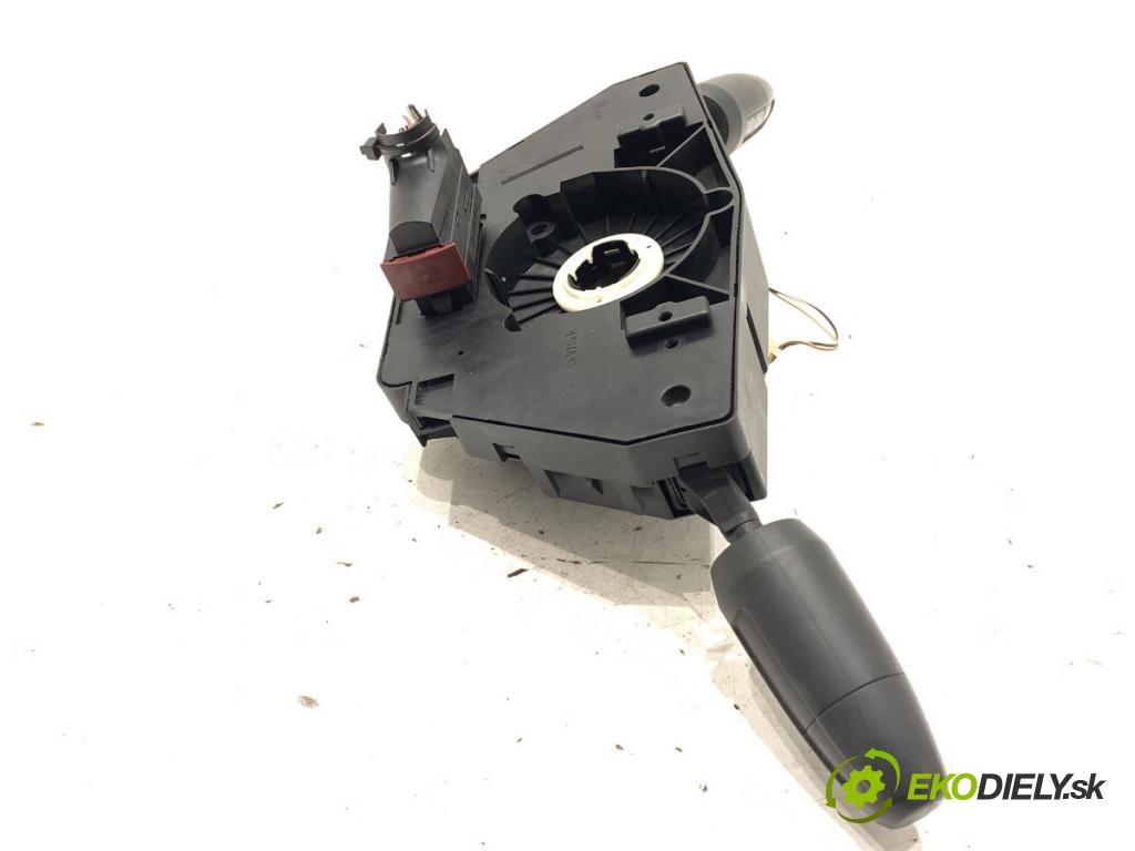 OPEL CORSA D liftback 2009 59 kW 1.2 (L08, L68) 1229 Prepínač kombinovaný 12274700 (Prepínacie páčky pod volantom)