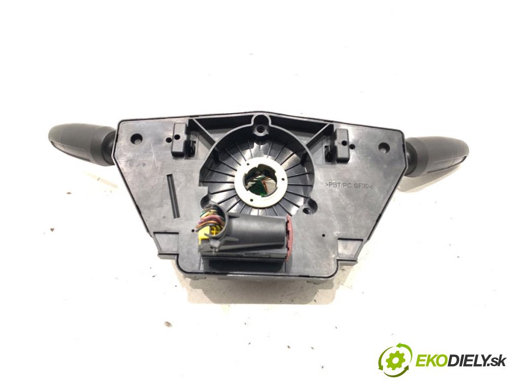 OPEL CORSA D liftback 2009 59 kW 1.2 (L08, L68) 1229 Prepínač kombinovaný 12274700 (Prepínacie páčky pod volantom)