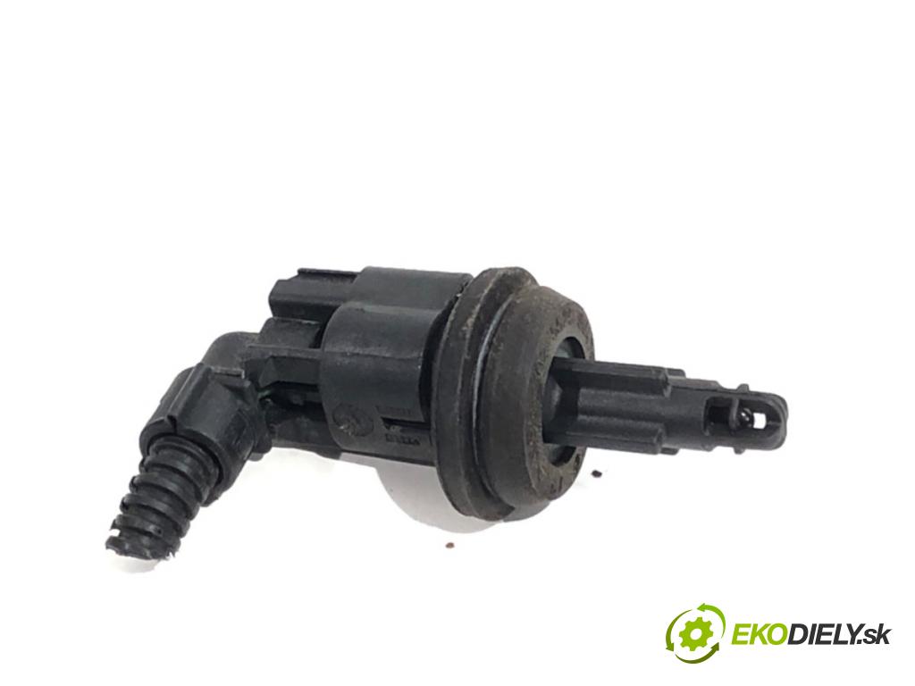 OPEL CORSA D liftback 2009 59 kW 1.2 (L08, L68) 1229 Váha vzduchu 90470089 (Váha vzduchu)