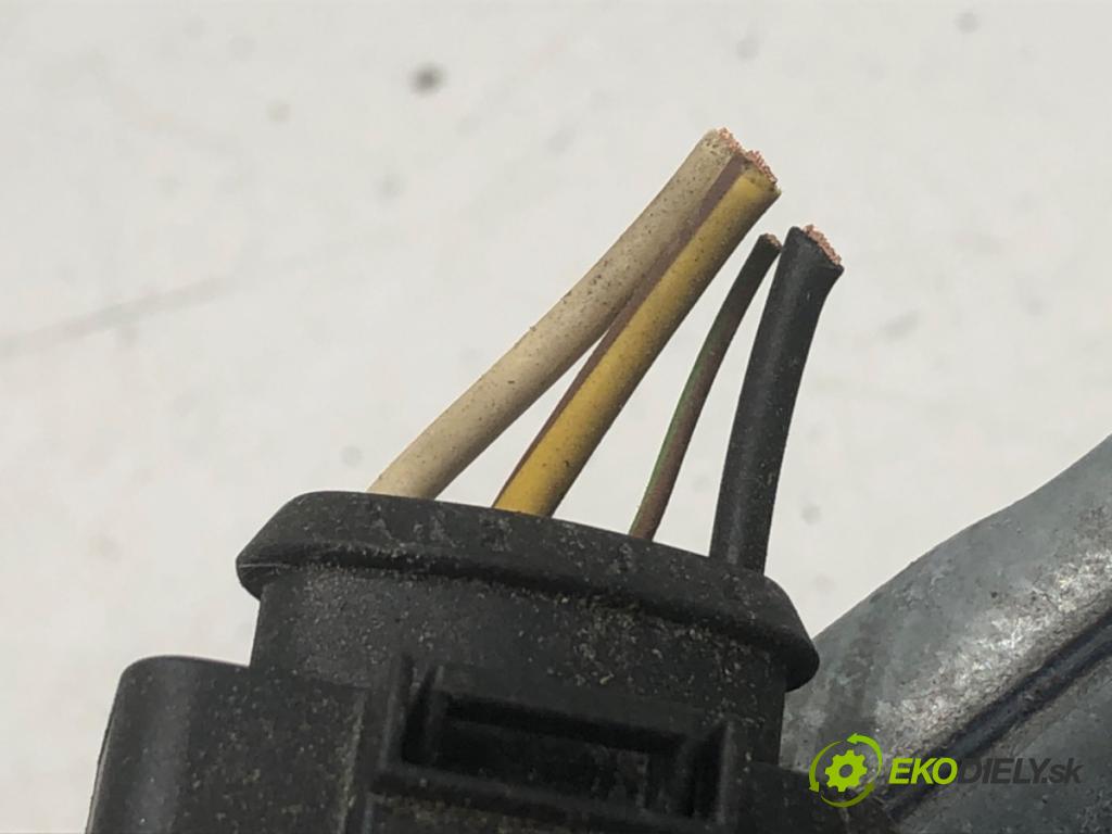 OPEL CORSA D liftback 2009 59 kW 1.2 (L08, L68) 1229 Mechanizmus stieračov predný 13182340 (Motorček stieračov predný)