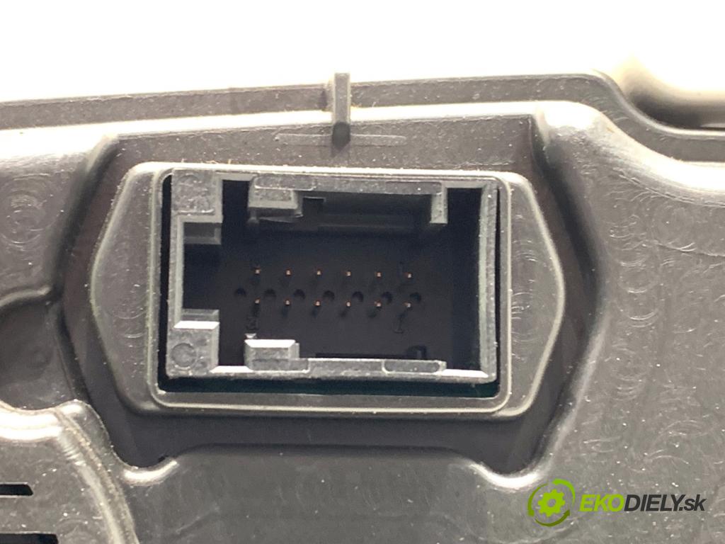 OPEL CORSA D liftback 2009 59 kW 1.2 (L08, L68) 1229 Prístrojovka 1303304 (Prístrojová doska)