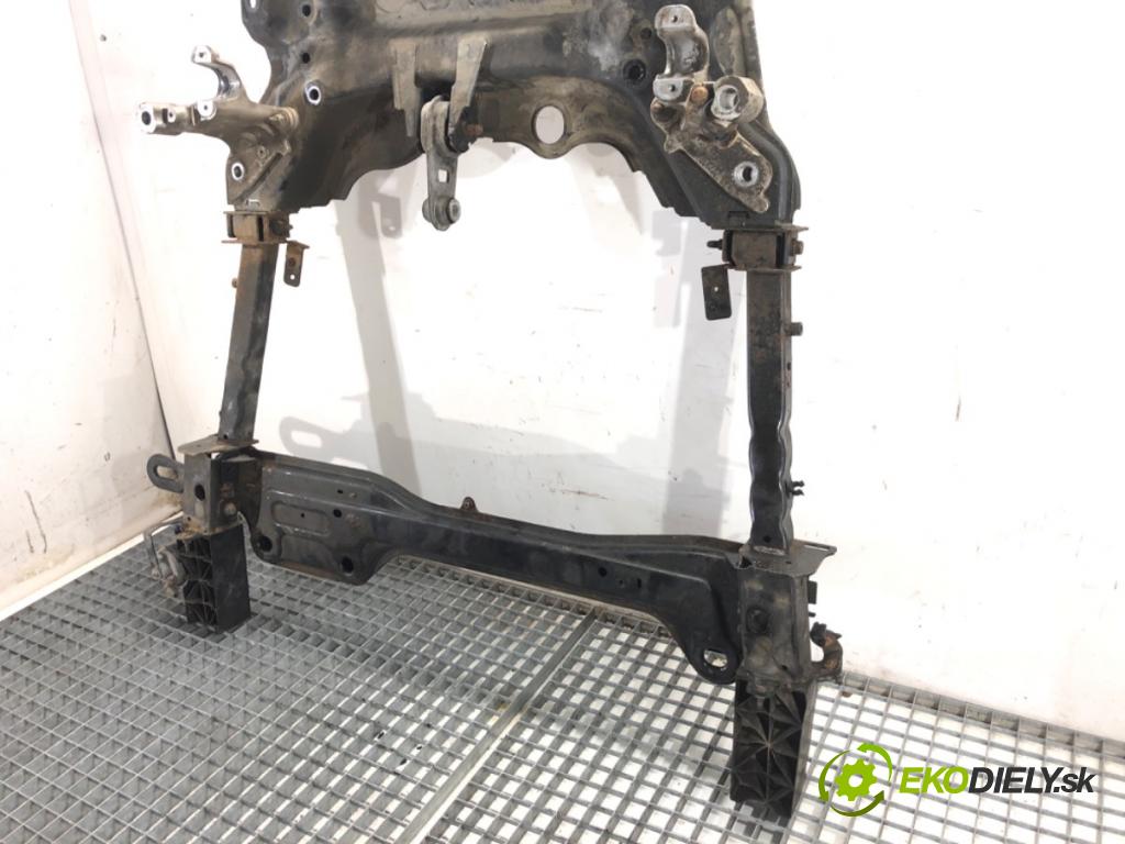 RENAULT MEGANE IV liftback 2016 151 kW 1.6 TCe 205 (B9MV) 1618 výztuha pod motor  (Přední výztuha)