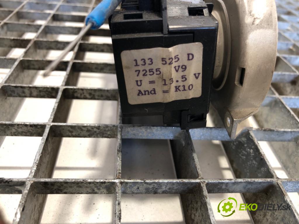 MERCEDES-BENZ W638 Autobus 1997 58 kW 108 D 2.3 (638.164) 2299 Panel ovládania kúrenia 12248-9582008 (Prepínacie páčky pod volantom)