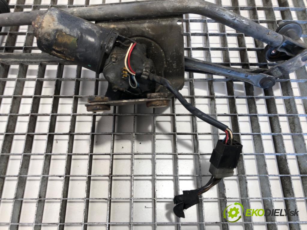 MERCEDES-BENZ W638 Autobus 1997 58 kW 108 D 2.3 (638.164) 2299 Mechanizmus stieračov predný  (Motorček stieračov predný)