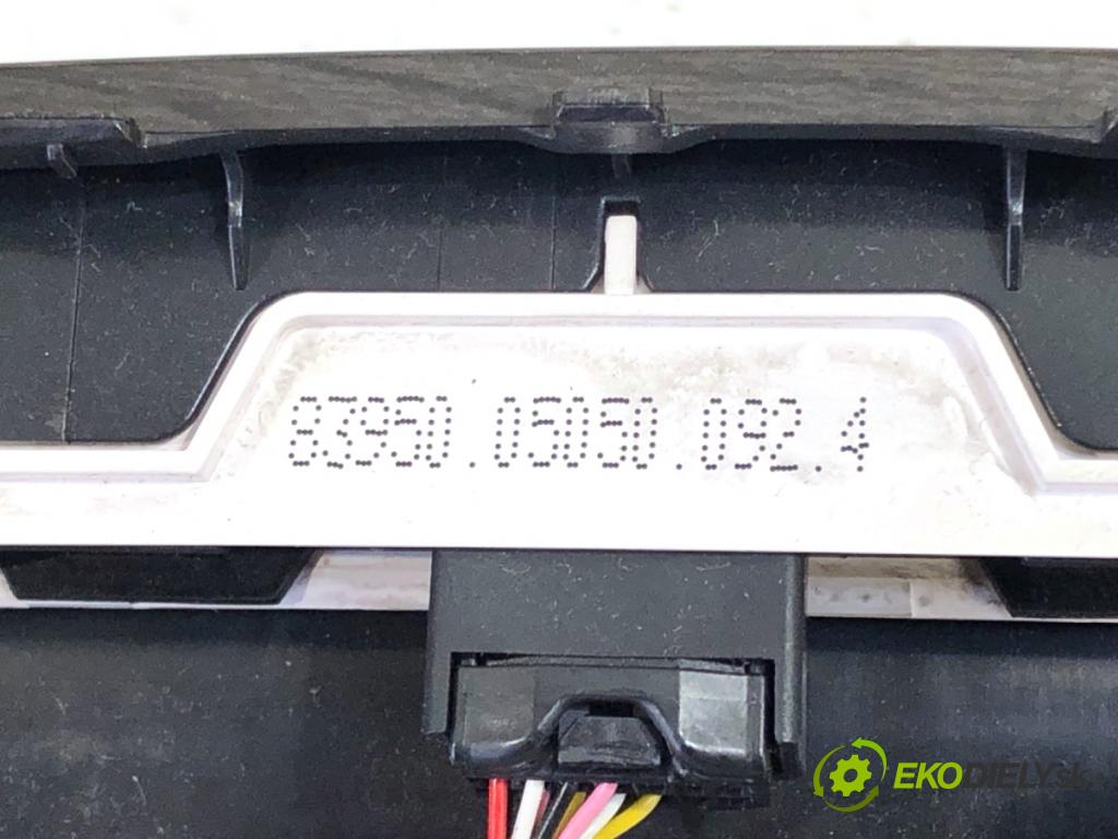TOYOTA AVENSIS T27 Kombi 2014 91 kW 2.0 D-4D (ADT270_) 1998 přihrádka kastlík popelník 58804-05180
