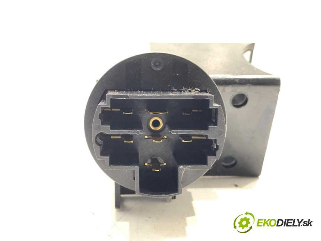 FIAT STILO liftback 2002 125 kW 2.4 20V (192_XD1A, 192AXD12) 2446 spinačka 00467601520 (Spínacia skrinka)