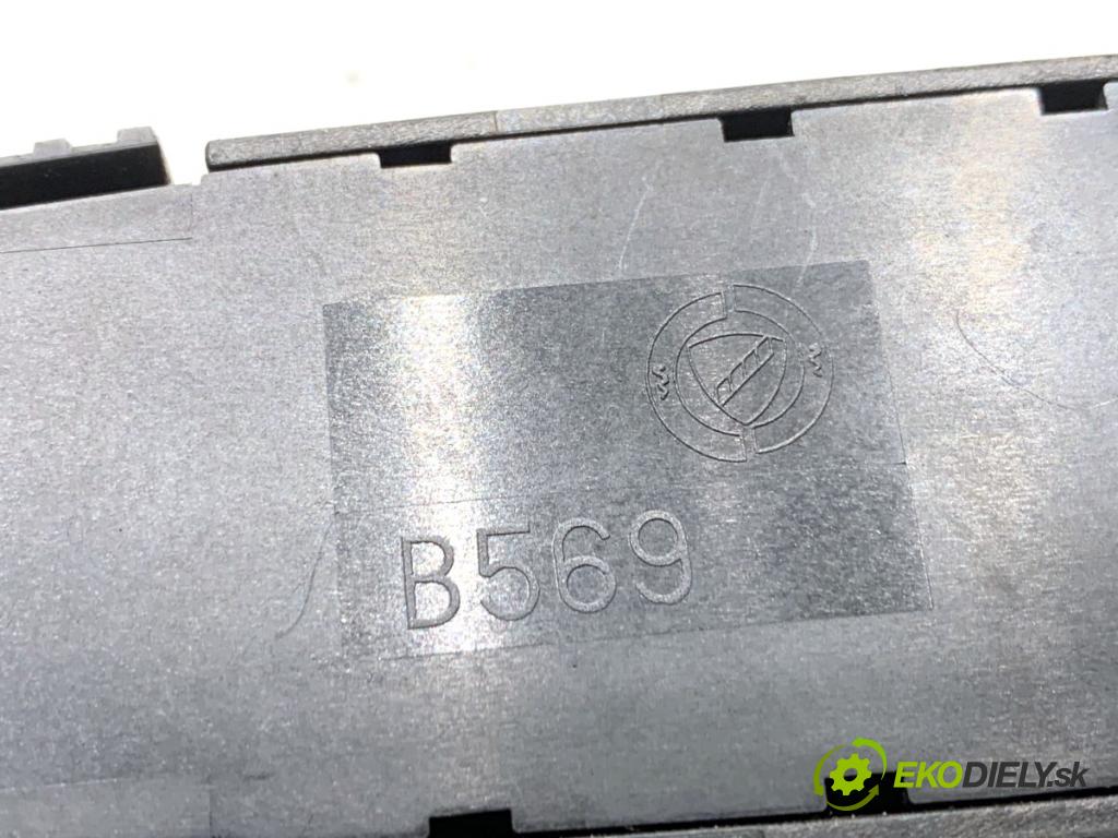 FIAT STILO liftback 2002 125 kW 2.4 20V (192_XD1A, 192AXD12) 2446 Prepínač okien  (Prepínacie páčky pod volantom)