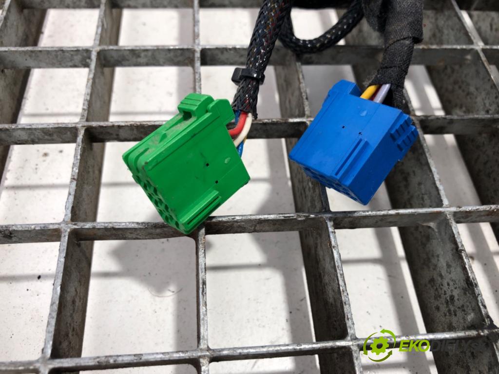 DAF XF Platforma / podwozie 2016 340 kW FA 460 340 kW [462 KM] olej napędowy 2012 - 2022 12900 spinačka 200169 (Spínacia skrinka)