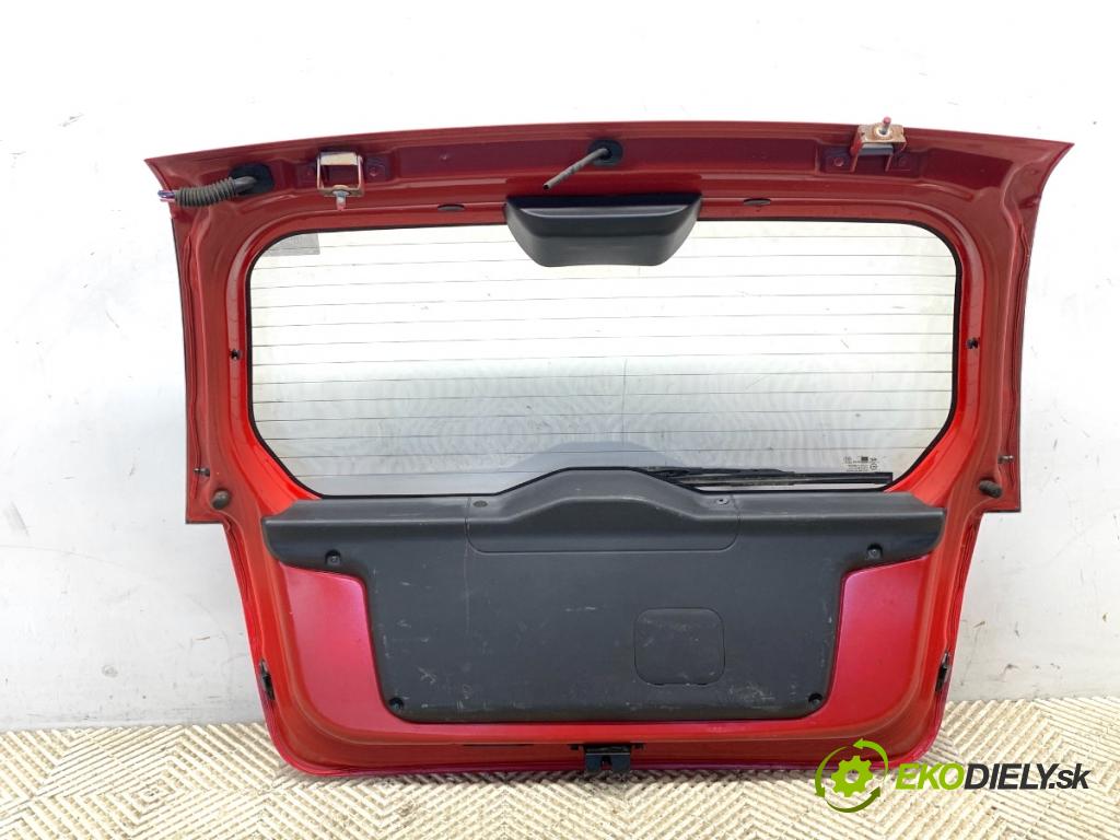 HYUNDAI GETZ liftback 2007 49 kW 1.1 1086 kapota zadní část