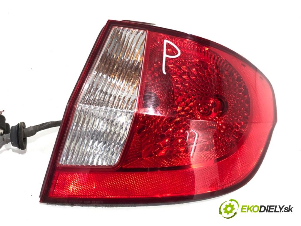 HYUNDAI GETZ liftback 2007 49 kW 1.1 1086 světlo pravý zadní část 