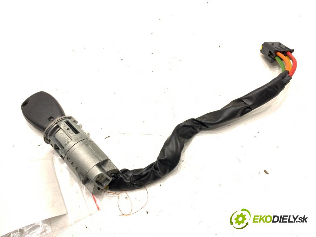 DACIA SANDERO liftback 2008 64 kW 1.6 (BS0R, BS0D, BS0B, BS0F, BS0H) 1598 spinačka  (Spínacia skrinka)