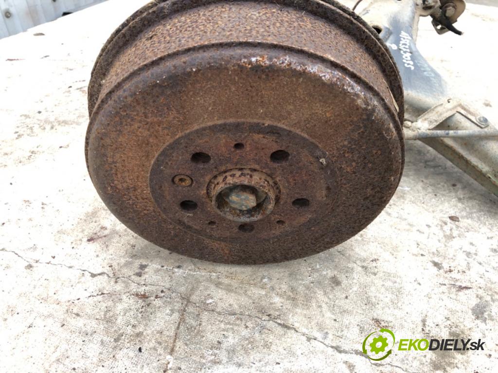 VW TRANSPORTER T4 Autobus 1995 45 kW 1.9 D 1896 rameno pravý zadní část