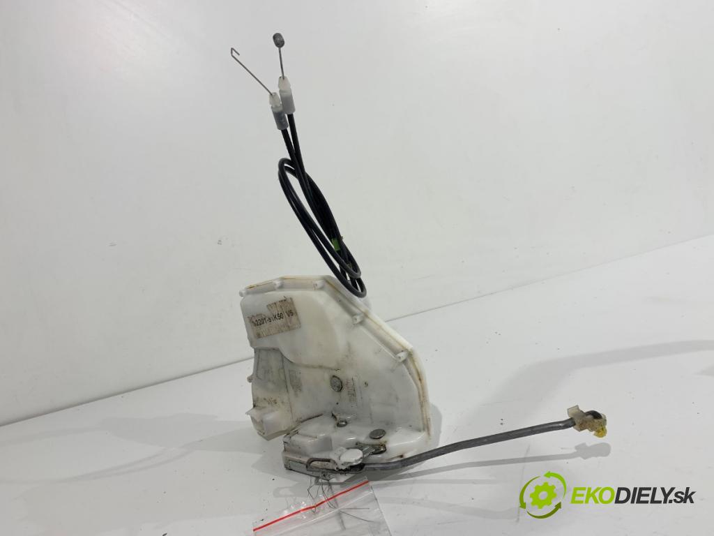 SUZUKI SPLASH liftback 2010 63 kW 1.2 (A5B 412) 1242 zámok dveře pravý přední část 82201-51K50