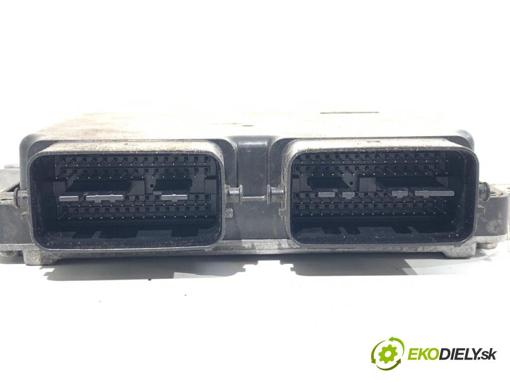 SUZUKI SPLASH liftback 2010 63 kW 1.2 (A5B 412) 1242 riadiaca jednotka Motor (Riadiaca jednotka)