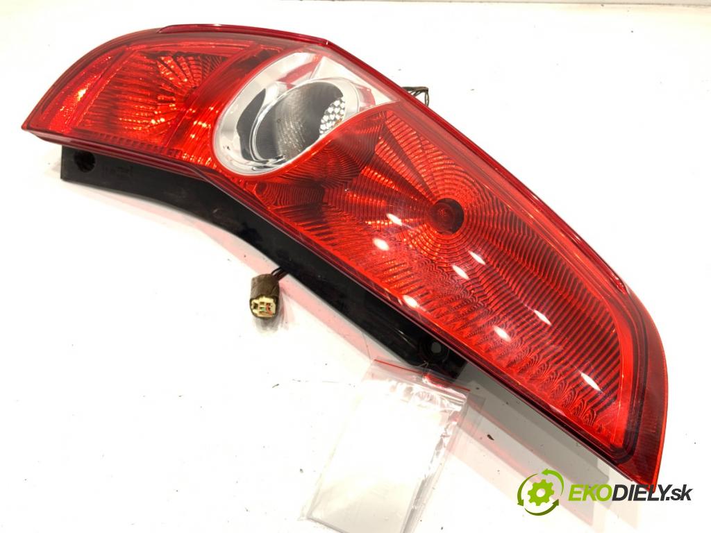 SUZUKI SPLASH liftback 2010 63 kW 1.2 (A5B 412) 1242 světlo levý zadní část
