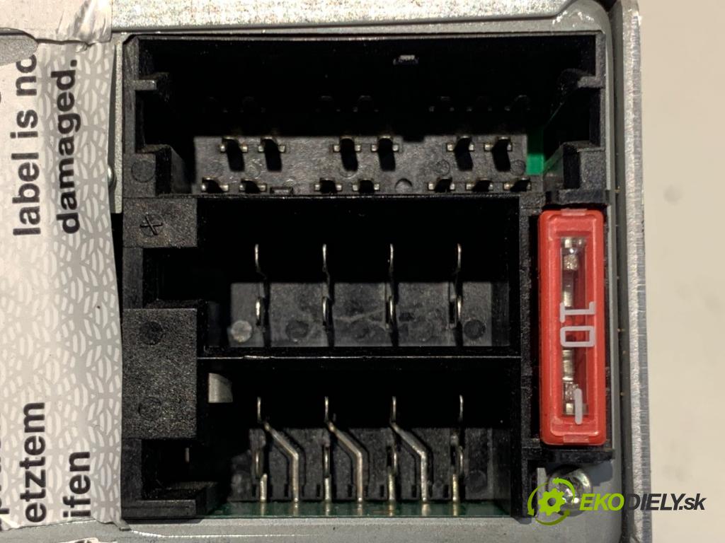 SEAT IBIZA III liftback 2008 63 kW 1.4 16V 1390 RADIO 6L0035156B (Audio zariadenie)