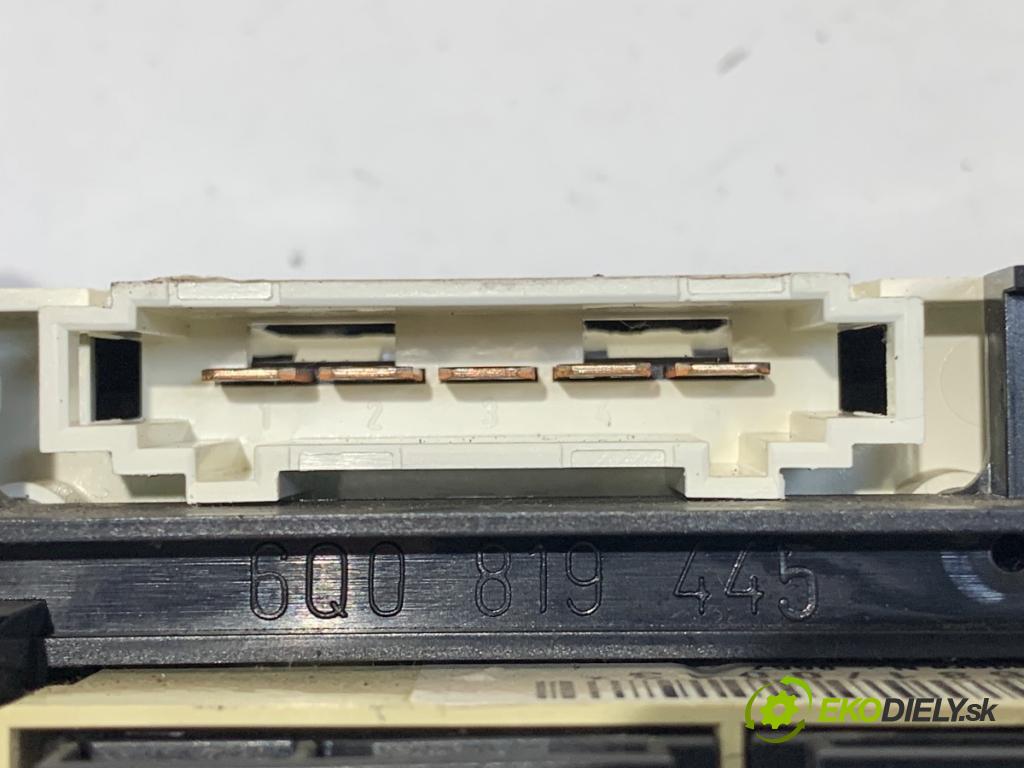 SEAT IBIZA III liftback 2008 63 kW 1.4 16V 1390 Panel ovládania kúrenia 6L0820045C (Prepínacie páčky pod volantom)