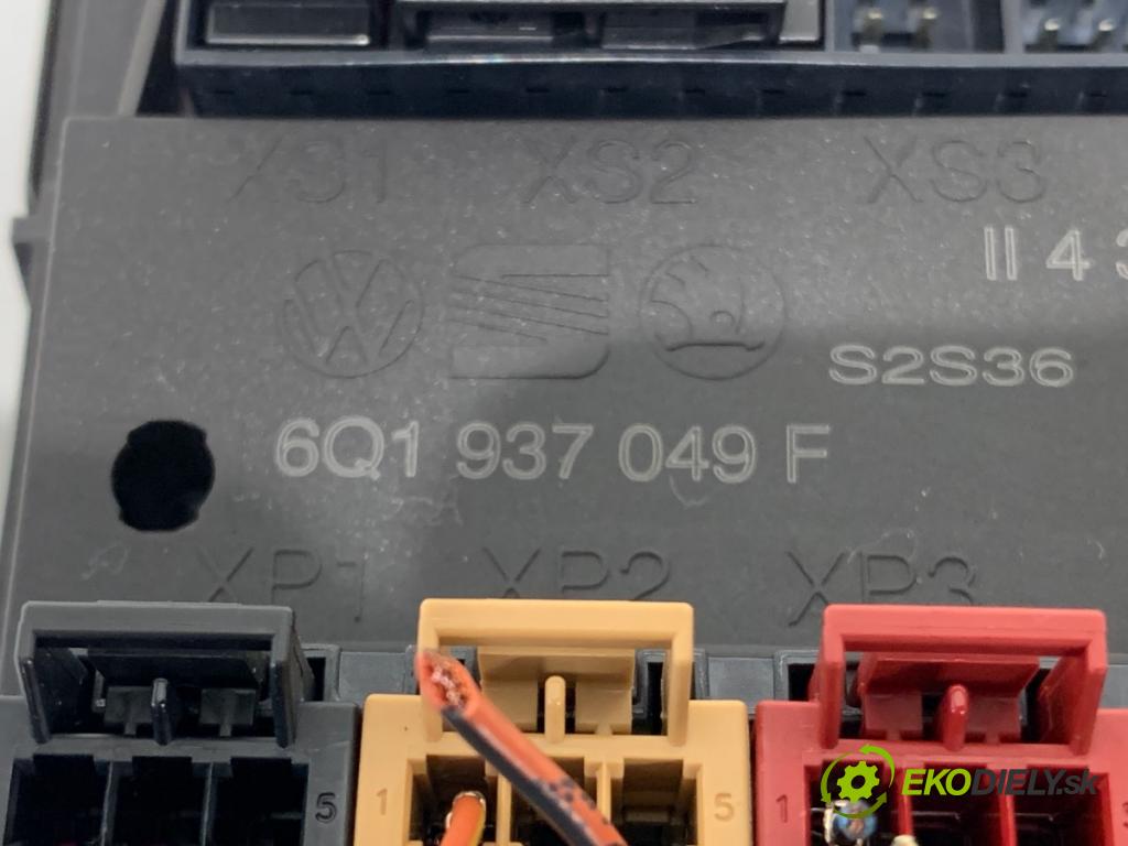 SEAT IBIZA III liftback 2008 63 kW 1.4 16V 1390 Modul komfortu 6Q1937049F (Modul komfortu)