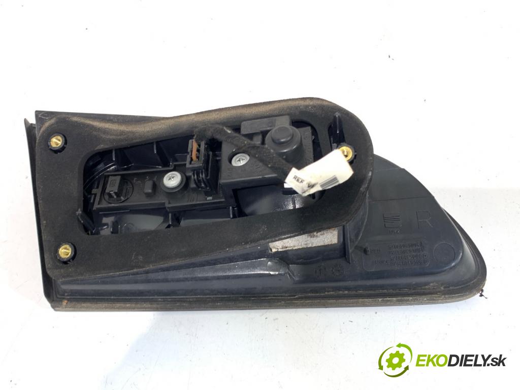 SEAT IBIZA III liftback 2008 63 kW 1.4 16V 1390 světlo pravý zadní část 6L6945094L