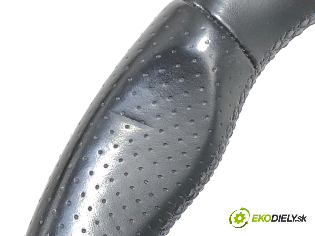 RENAULT MEGANE IV liftback 2016 151 kW 1.6 TCe 205 (B9MV) 1618 Volant  (Volant)