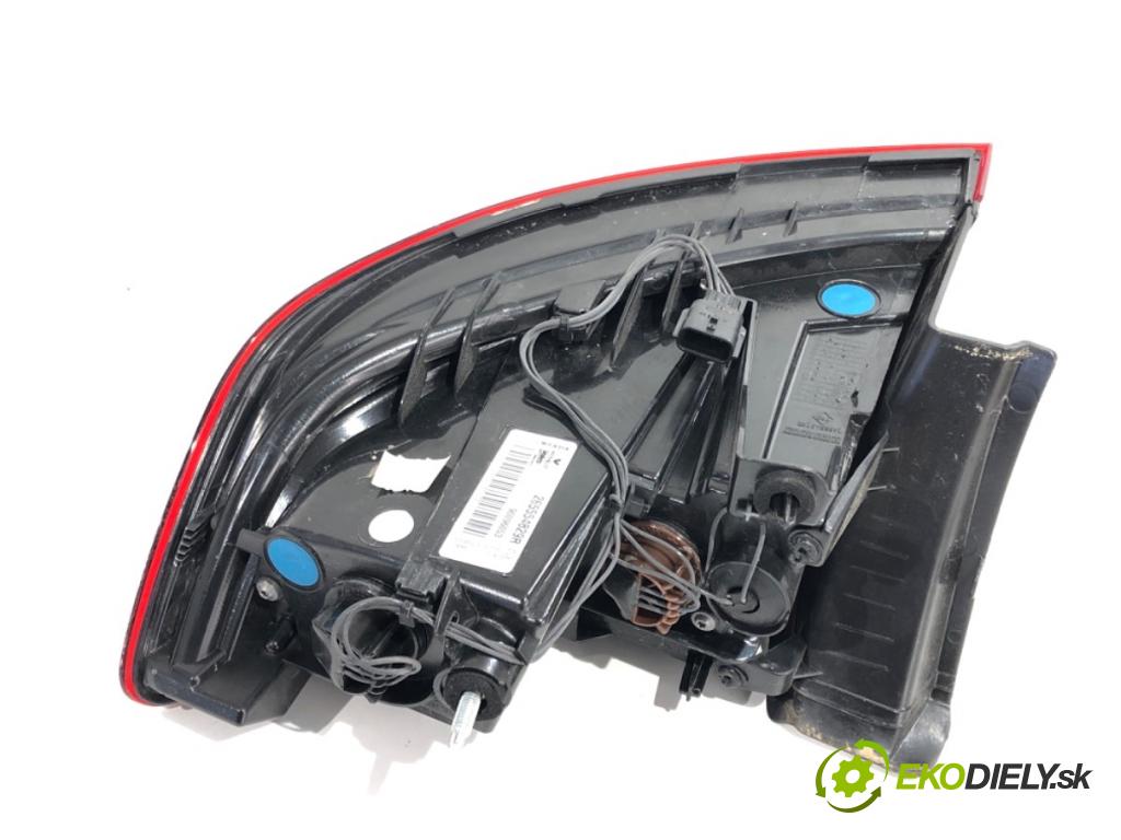 RENAULT MEGANE IV liftback 2016 151 kW 1.6 TCe 205 (B9MV) 1618 světlo levý zadní část 265554829R
