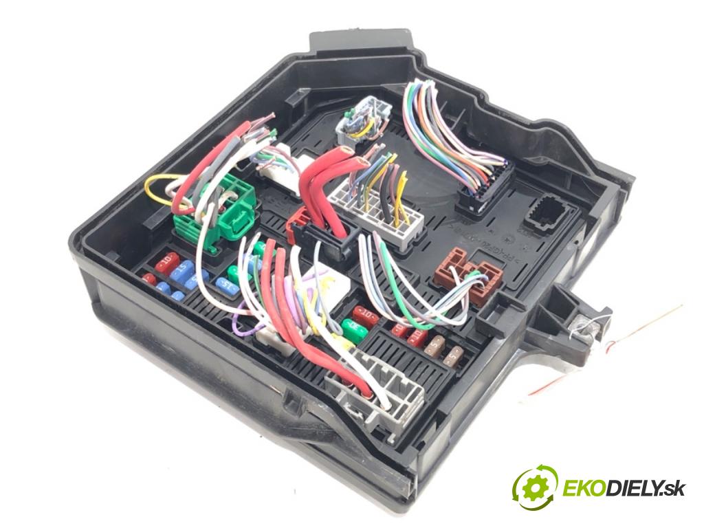 RENAULT MEGANE IV liftback 2016 151 kW 1.6 TCe 205 (B9MV) 1618 modul BSI 284B66234R (Pojistková skříňka)