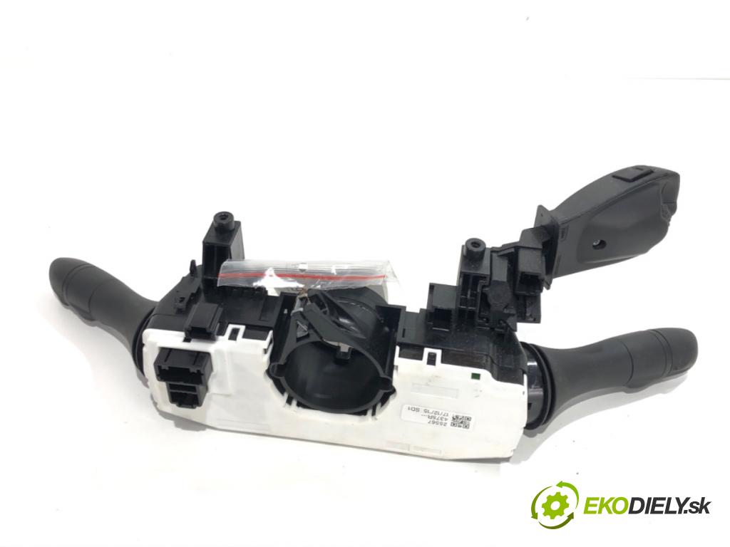 RENAULT MEGANE IV liftback 2016 151 kW 1.6 TCe 205 (B9MV) 1618 Prepínač kombinovaný 255674375R (Prepínacie páčky pod volantom)