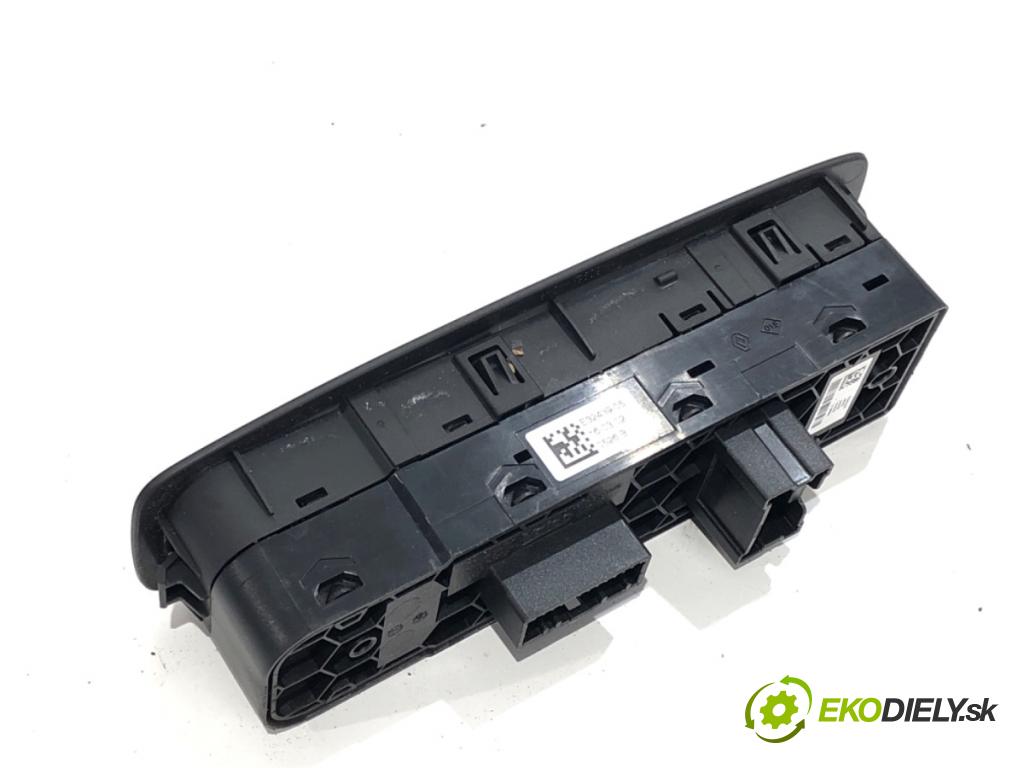 RENAULT MEGANE IV liftback 2016 151 kW 1.6 TCe 205 (B9MV) 1618 Prepínač okien 254012952R (Prepínacie páčky pod volantom)