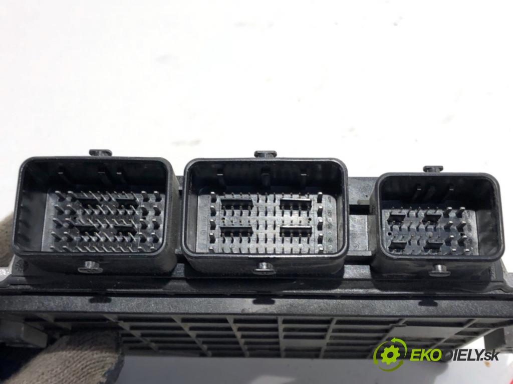 RENAULT MEGANE IV liftback 2016 151 kW 1.6 TCe 205 (B9MV) 1618 riadiaca jednotka Motor 237107379R (Riadiaca jednotka)