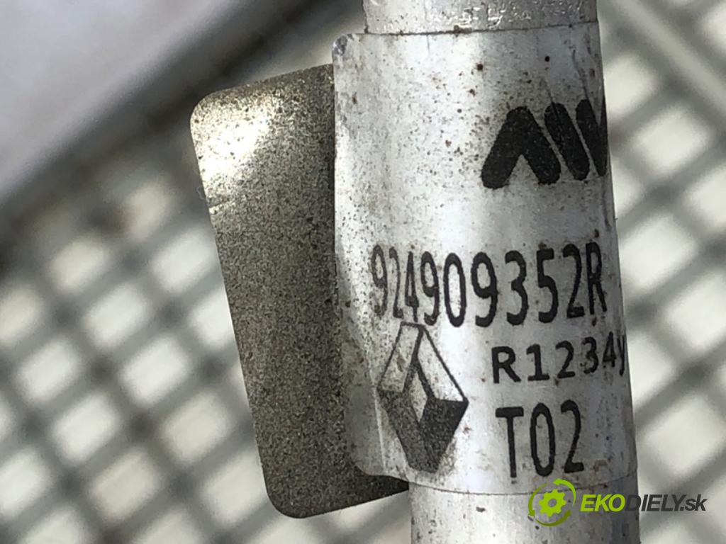 RENAULT MEGANE IV liftback 2016 151 kW 1.6 TCe 205 (B9MV) 1618 rúrka klimatizácie 924909352R (Rúrka klimatizácie)