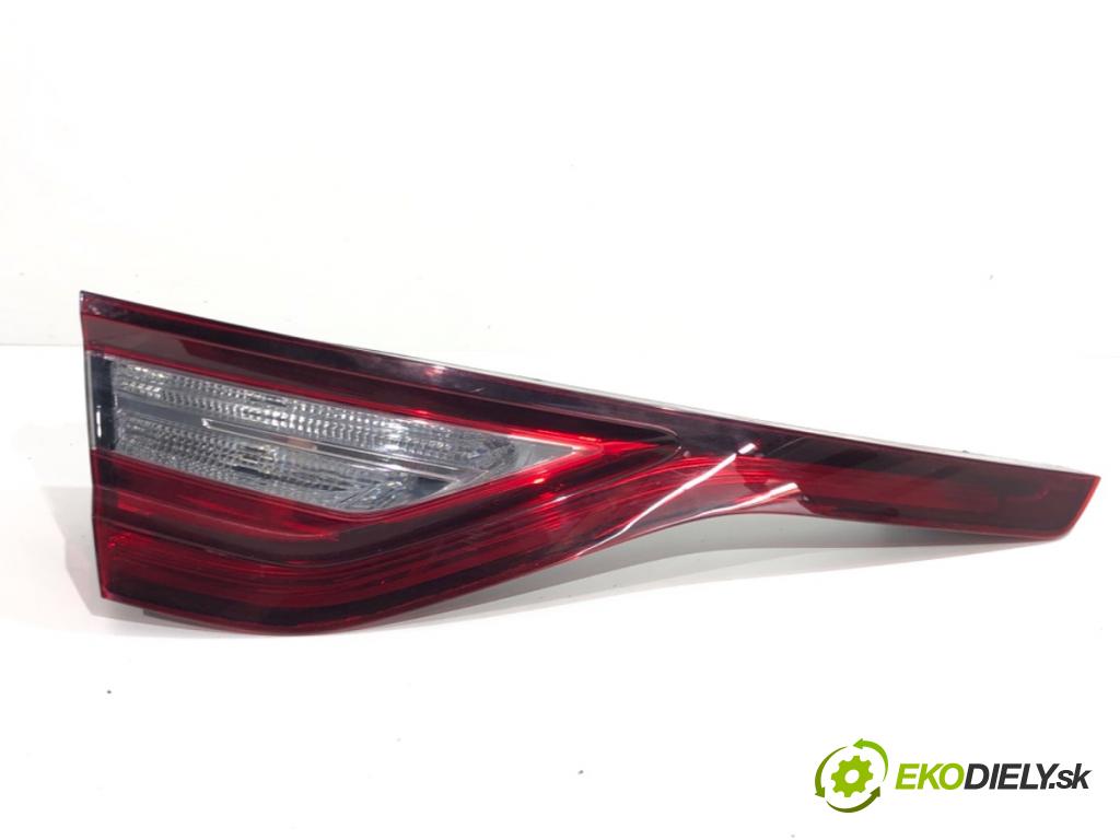 RENAULT MEGANE IV liftback 2016 151 kW 1.6 TCe 205 (B9MV) 1618 světlo zadní část levá strana vnitřní 265550248R (Klika dveří ostatní)