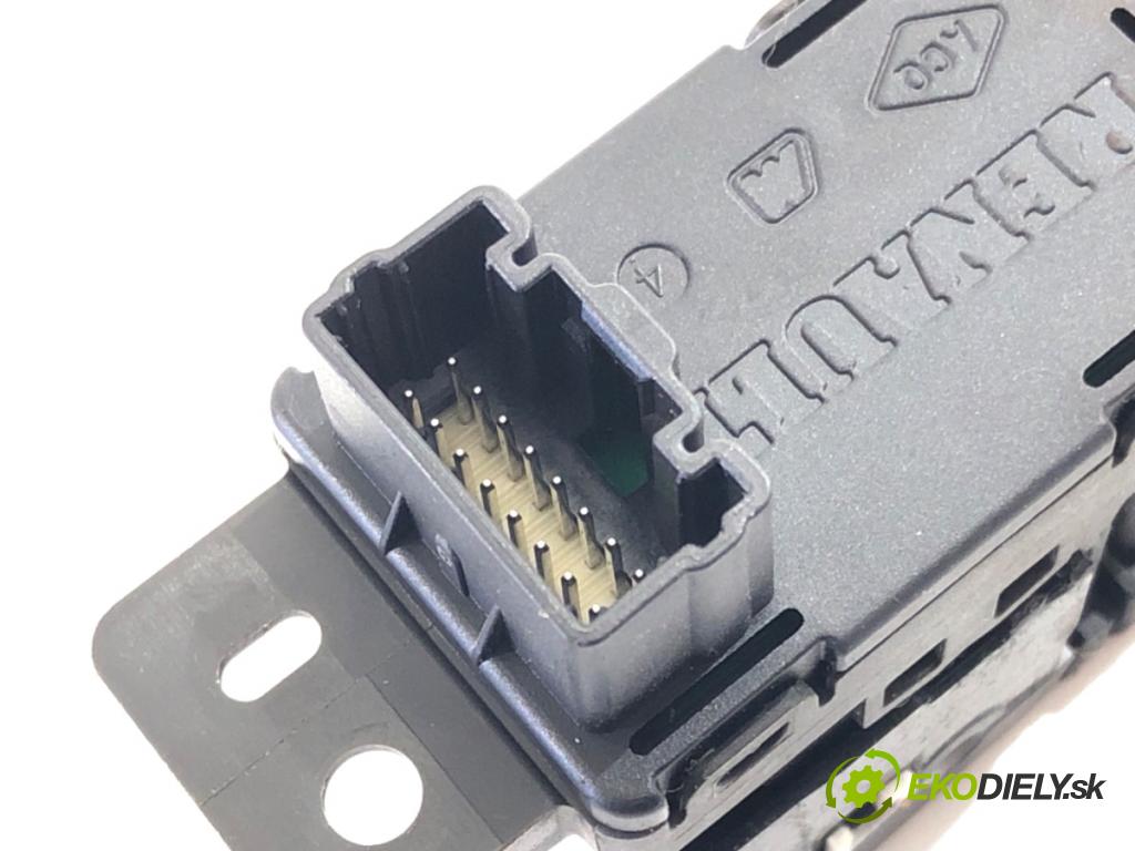 RENAULT MEGANE IV liftback 2016 151 kW 1.6 TCe 205 (B9MV) 1618 Spínač brzdy ručnej brzdy 363213189R (Prepínacie páčky pod volantom)