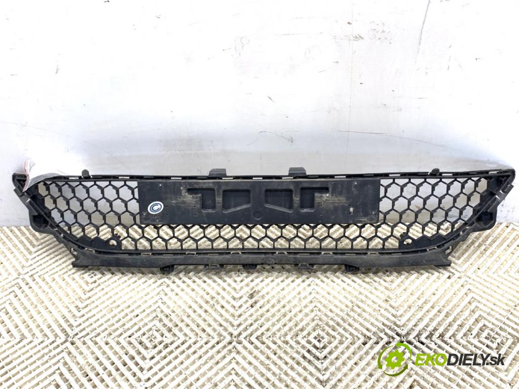 RENAULT MEGANE IV liftback 2016 151 kW 1.6 TCe 205 (B9MV) 1618 mří nárazníka přední část 622545568R (Přední mřížka (maska chladiče))