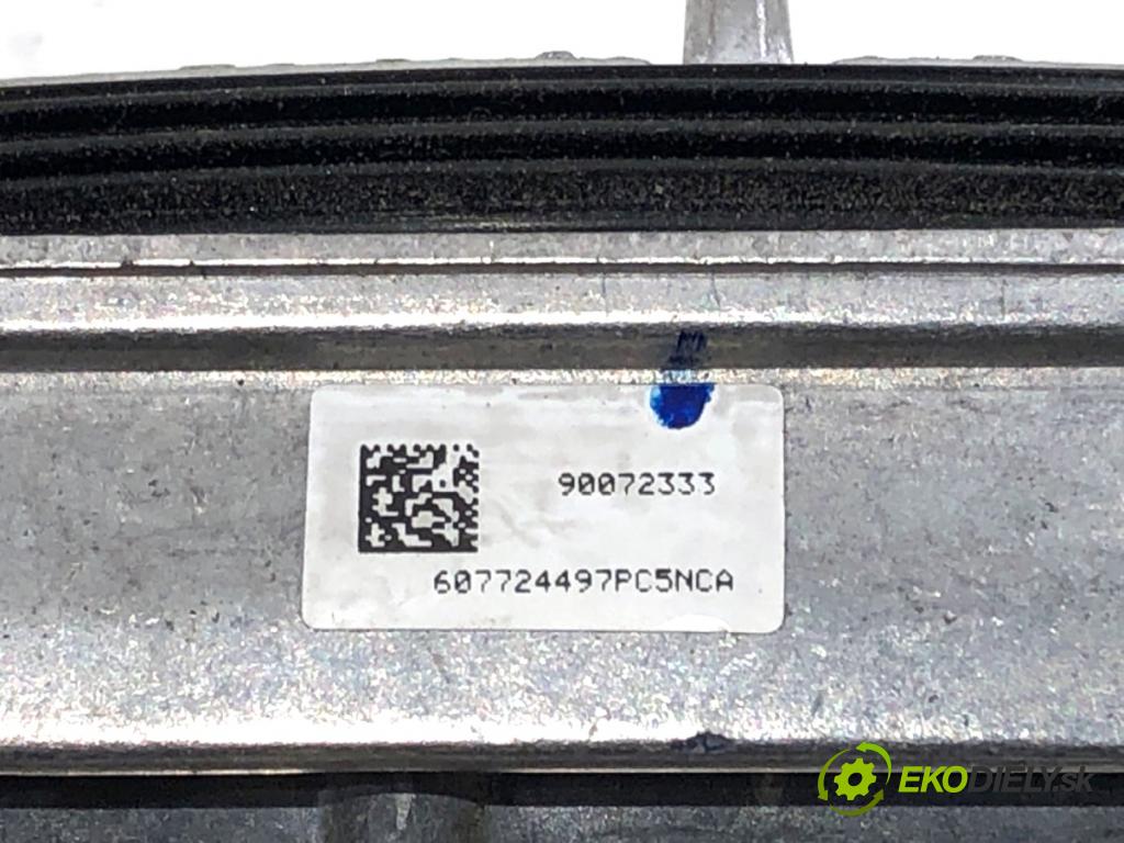RENAULT MEGANE IV liftback 2016 151 kW 1.6 TCe 205 (B9MV) 1618 modul LED pravý 90062632
