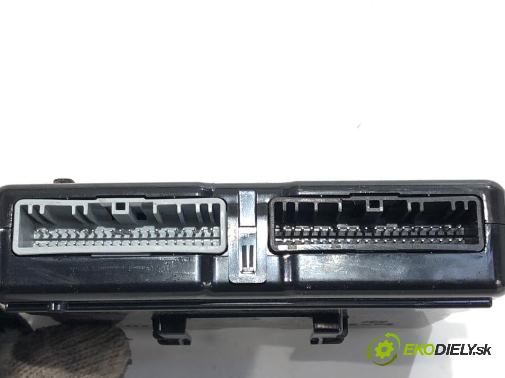 RENAULT MEGANE IV liftback 2016 151 kW 1.6 TCe 205 (B9MV) 1618 modul CLIMBOX: 285251038R