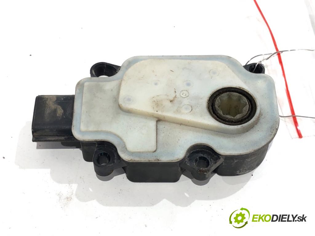 RENAULT MEGANE IV liftback 2016 151 kW 1.6 TCe 205 (B9MV) 1618 Motorček rolety ŽALÚZIE: A24041153212